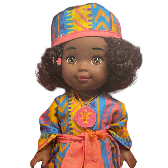 1993 Mattel Lovable Babies Li’l Alani Doll with Outfit 10 Inch - MIB - A432z - Picture 2 of 13